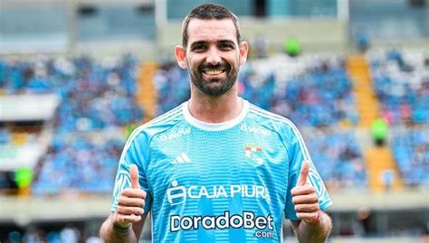 Quién es Martín Cauteruccio la figura de Sporting Cristal que se