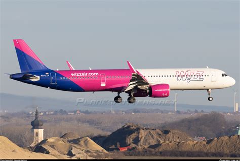 HA LZR Wizz Air Airbus A321 271NX Photo By Alexander Jeglitsch ID