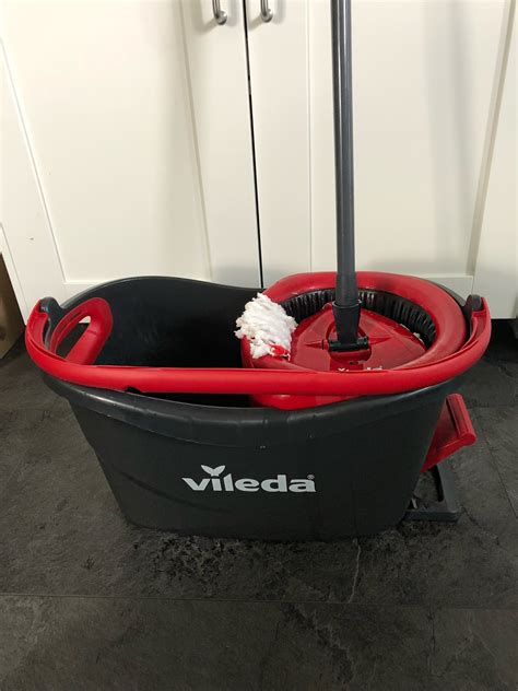 Through Ami S Eyes Vileda Easy Wring Clean Mop Review