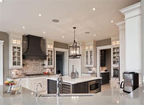 Traditional Kitchen Kitchen Court Traditional Kitchen Toronto