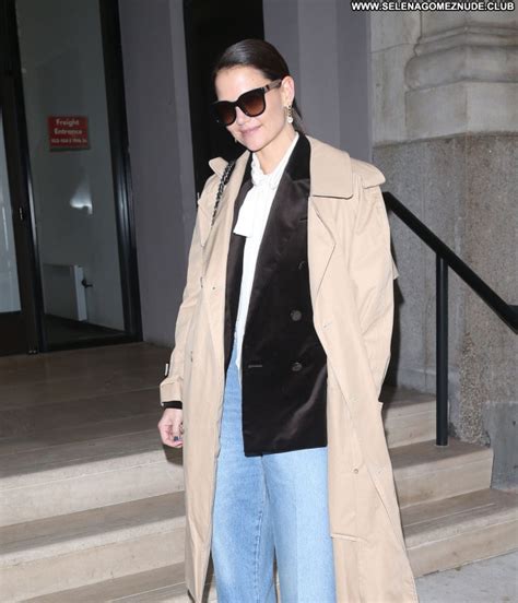 Katie Holmes No Source Beautiful Babe Sexy Celebrity Posing Hot Nude Celebrities Mobile