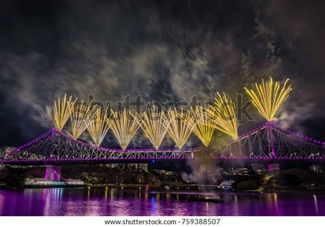 Story Bridge Fireworks Stock Photo 759388507 | Shutterstock