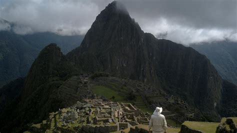 Echan A Dos Turistas Del Machu Picchu Por Sacarse Fotos Desnudos