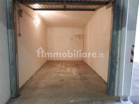 Garage Box Via Trento Saint Vincent Rif Immobiliare It