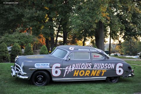 1952 Hudson Hornet NASCAR - conceptcarz.com