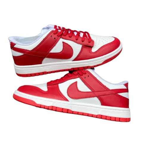 NIKE SB DUNK LOW VERMELHO E BRANCO Lider Outlet