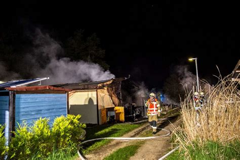 Wohnwagen In Flammen Gro Brand Auf Dem Campingplatz Oberfranken