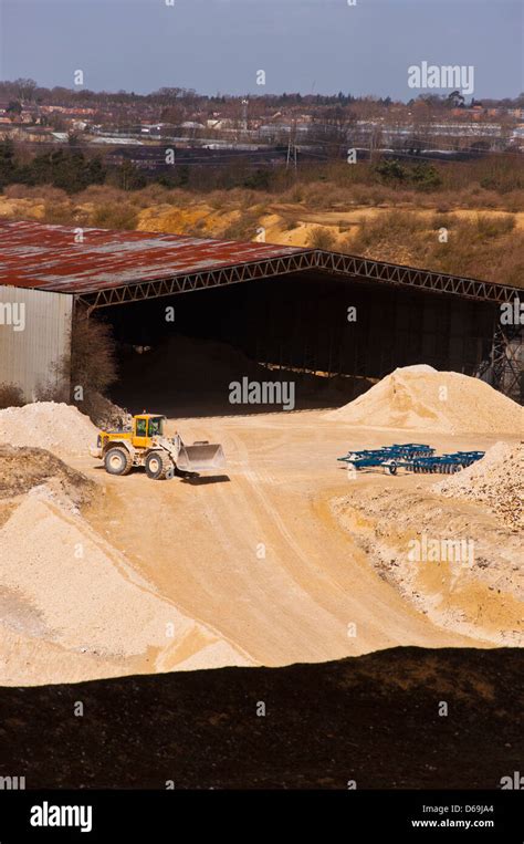 Quarry Pit Hi Res Stock Photography And Images Alamy