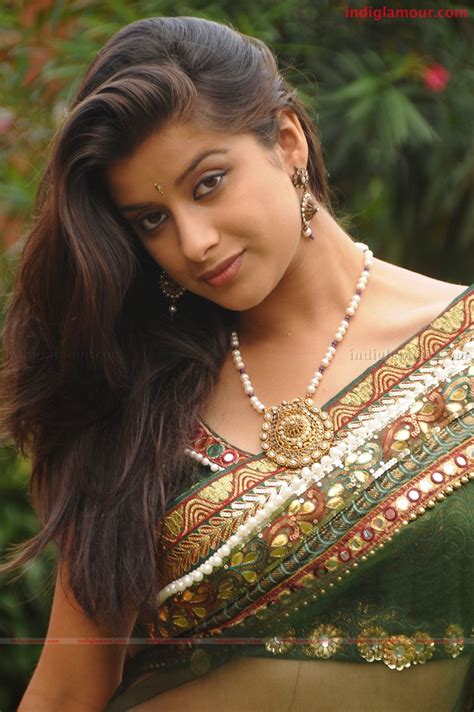 Madhurima Actress Hd Photosimagespics And Stills 55084