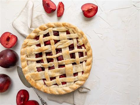 Easy Spiced Plum Pie Recipe