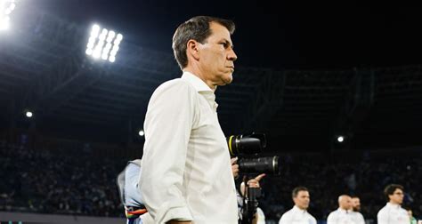 Naples se rate à domicile Rudi Garcia en danger