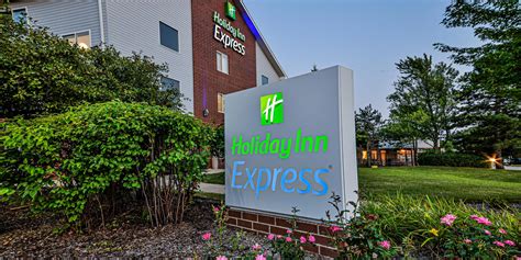 Hotel económico en Vernon Hills, IL | Holiday Inn Express Chicago NW