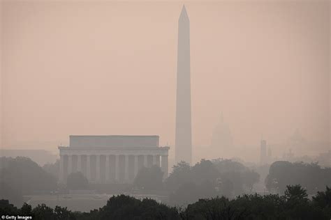 Canadian Wildfires Plunge Nyc Into Darkness As Smoke Fills The City