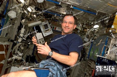 Astronaut Donald R Pettit Expedition Six Nasa Iss Science Officer