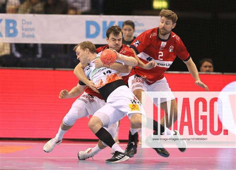 Photo Omar Ingi Magnusson Scm Against Andreas Magaard And Right Thies