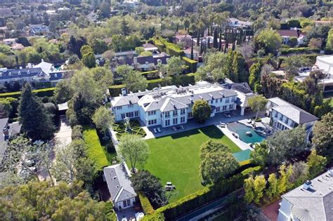 Sean Diddy Combs Lists His Lavish Beverly Hills Mansion For 61 5