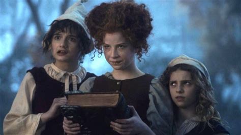 The Big Reason Anne Fletcher Agreed To Direct Hocus Pocus 2