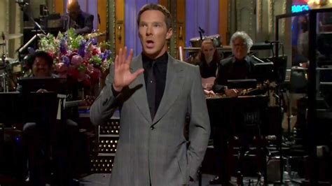 Snl Benedict Cumberbatch Zings Will Smith And Shares Heartfelt