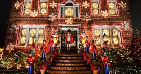 Christmas Decorated House Pelham Parkway Bronx 2021 Christmas