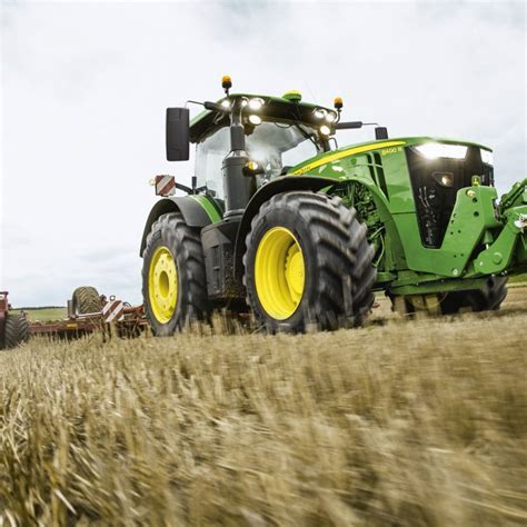 John Deere R Il Nuovo Modello Di Punta Della Serie R Trattori