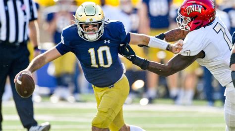 Game Observations Notre Dame Offense From The 44 21 Win Over Unlv