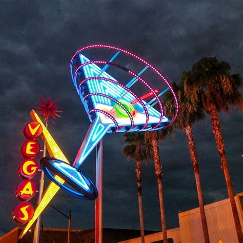 Las Vegas: Beyond the Strip | HilaryStyle