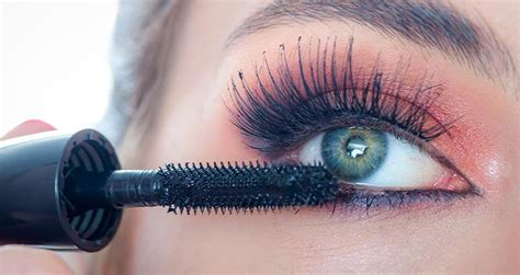 Meilleurs Mascaras 2020 Guide D Achat Et Comparatif