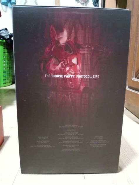 Hot Toys MMS Iron Man Silver Centurion Mark XXXIII Hobbies