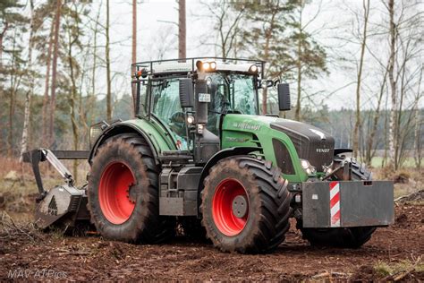 Fendt 939 Vario Vom Lohnunternehmen Hellwinkel Beim Forstmulchen In