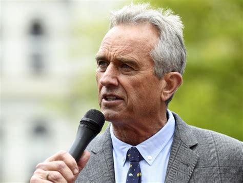 Quién es Robert F Kennedy Jr el polémico sobrino de JFK y activista