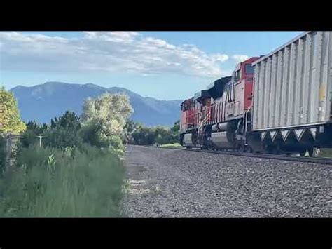 Bnsf Train Date August Th A Emd Sd Ace Bnsf Coal Train Pass