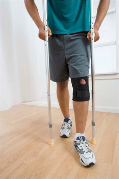 Exercises for People on Crutches | SportsRec