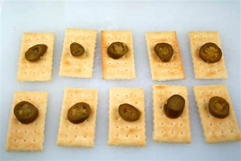 3 Ingredient Bacon Jalapeno Crackers Mom Loves Baking