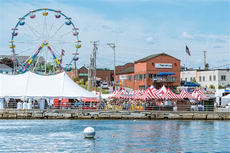 Maine Lobster Festival Officials Face Backlash After Sea Goddess Crown