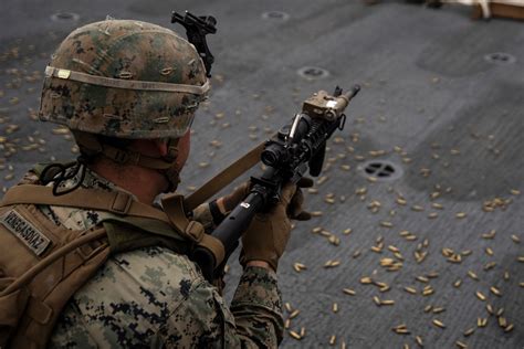 Dvids Images St Meu Marines Execute Live Fire Range Aboard Uss