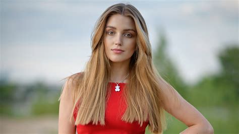 Blonde Girl Red Clothing K Wallpaper HD Girls Wallpapers K Wallpapers