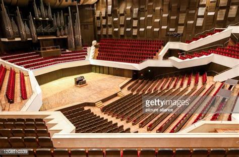 133 Gewandhaus Zu Leipzig Stock Photos, High-Res Pictures, and Images - Getty Images