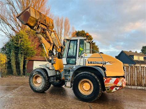 Liebherr L Wd Loading Shovel C W Bucket Video