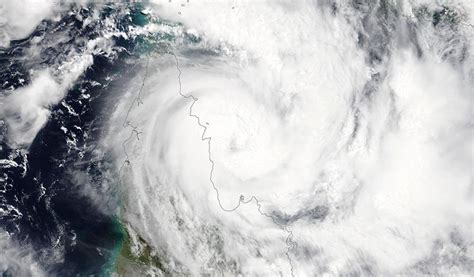 Category 3 Tropical Cyclone Trevor Hits Australia Weather Underground