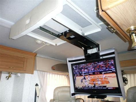 RV TV Mount Installation Ideas and Resource - camperlife | Rv tv mount ...