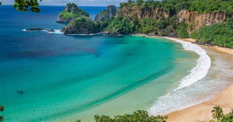 Praia mais bonita do mundo foi eleita e ela está no Brasil veja onde fica