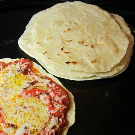 Skillet Garlic Flatbread Recipe