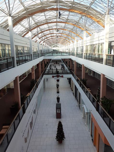 Lloyd Center Mall, Portland, OR : r/deadmalls