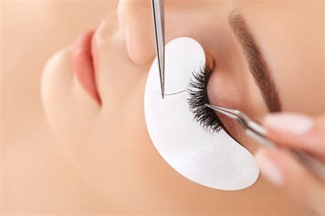 D D D Eyelash Extensions Half Set Home Service In Dubai