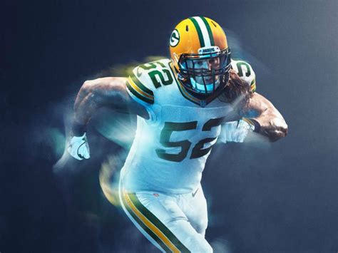 Packers unveil Color Rush uniform, avoid all-gold nightmare