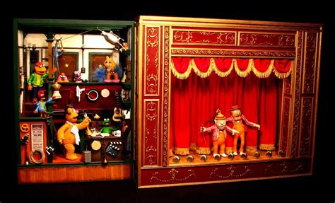 Man Creates Incredibly Detailed Muppet Show Theater | The Escapist