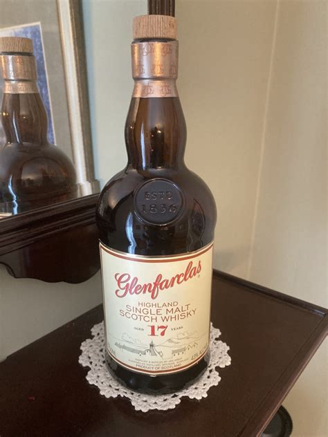 Glenfarclas 17 Year Old Scotch Hunter