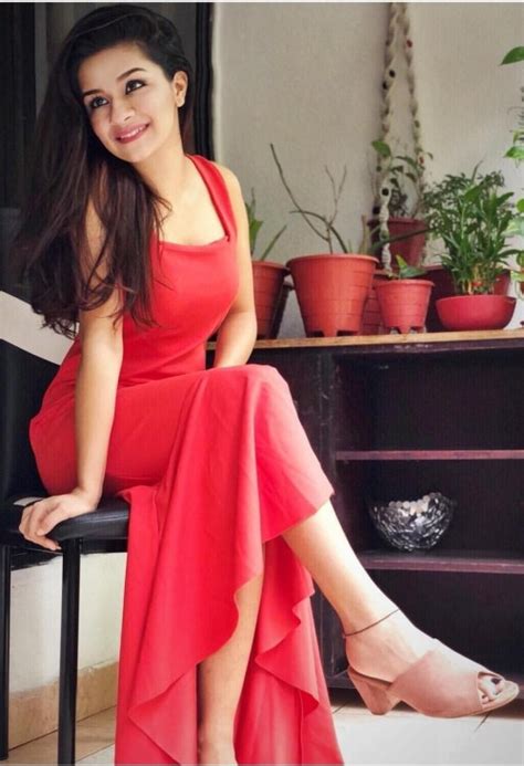 Avneet Kaur S RED HOT Avatar