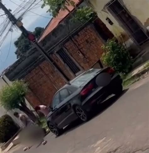 Vídeo dois homens são flagrados agredindo uma mulher a pauladas no MA