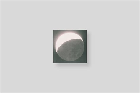 Moon in Earthlight — Fragile012 Wolfgang Tillmans - delpire & co